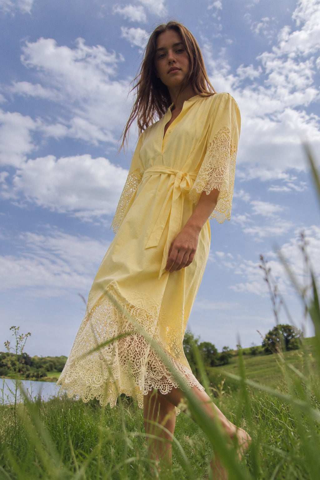 ROBE MIDI À BRODERIE ANGLAISE