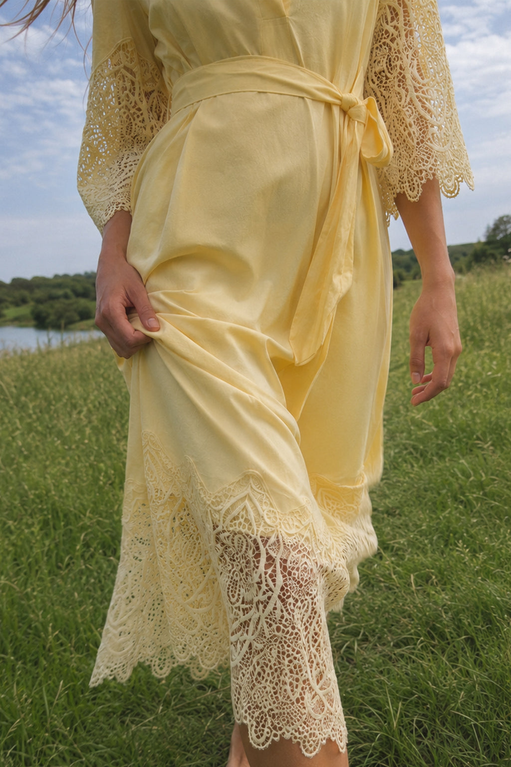 ROBE MIDI À BRODERIE ANGLAISE